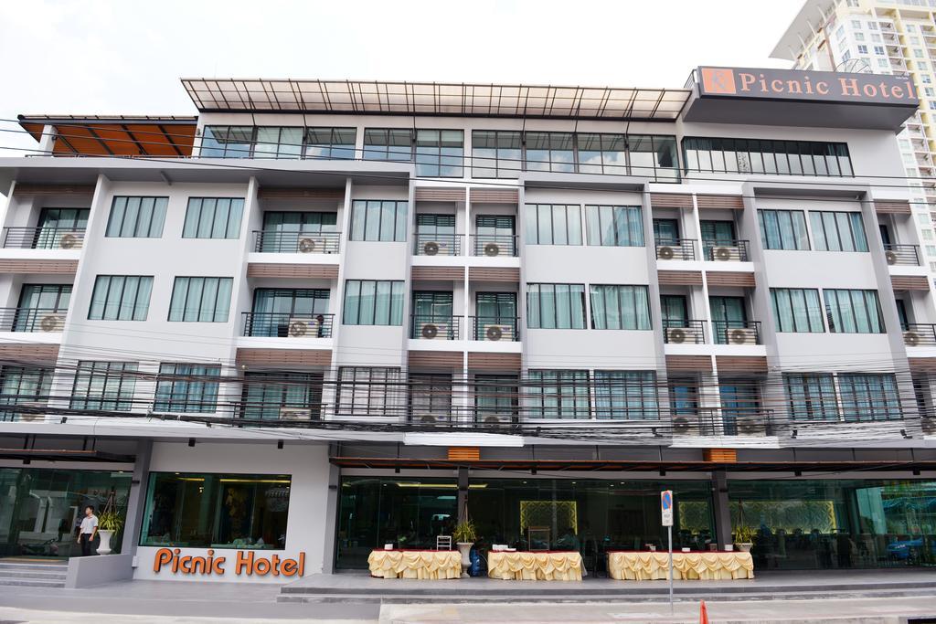 Picnic Hotel Bangkok - Rang Nam Exteriör bild